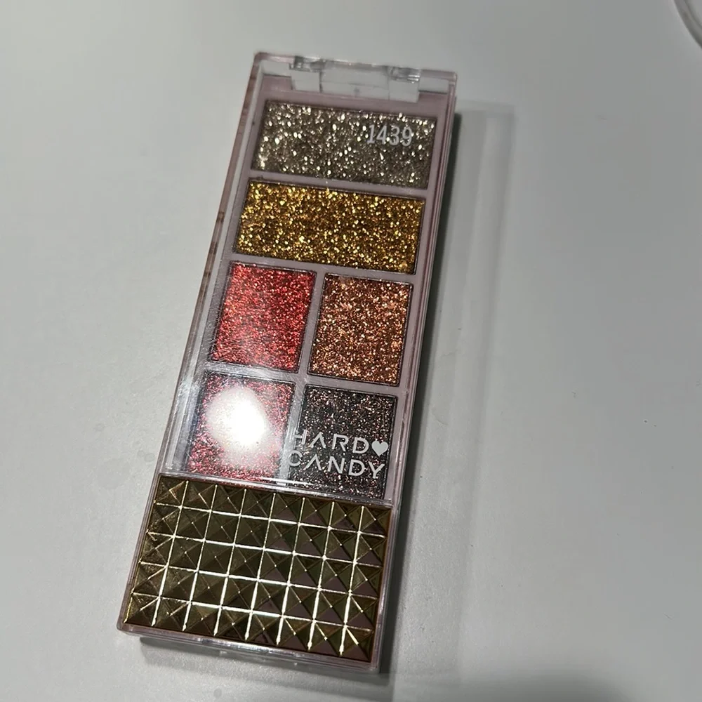 Hard Candy Glitteratzi Glitter Gel EyeShadow Palette with Applicator